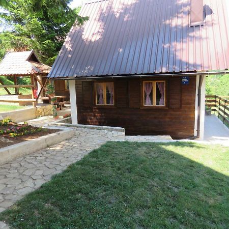 Guesthouse Stefanac Otočac Εξωτερικό φωτογραφία