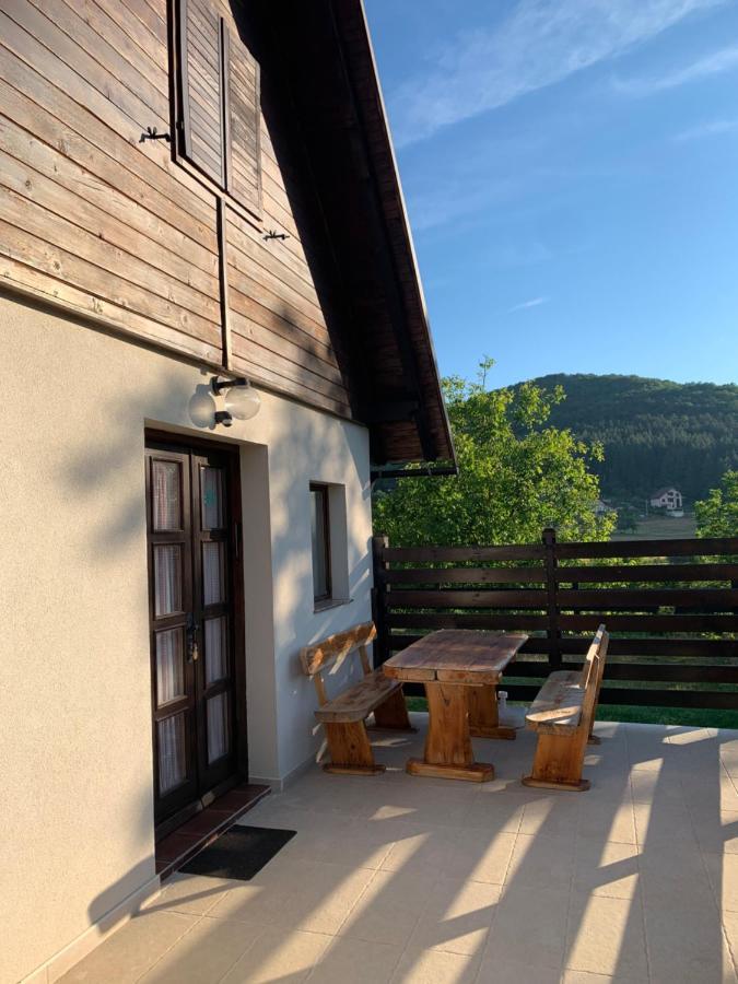 Guesthouse Stefanac Otočac Εξωτερικό φωτογραφία