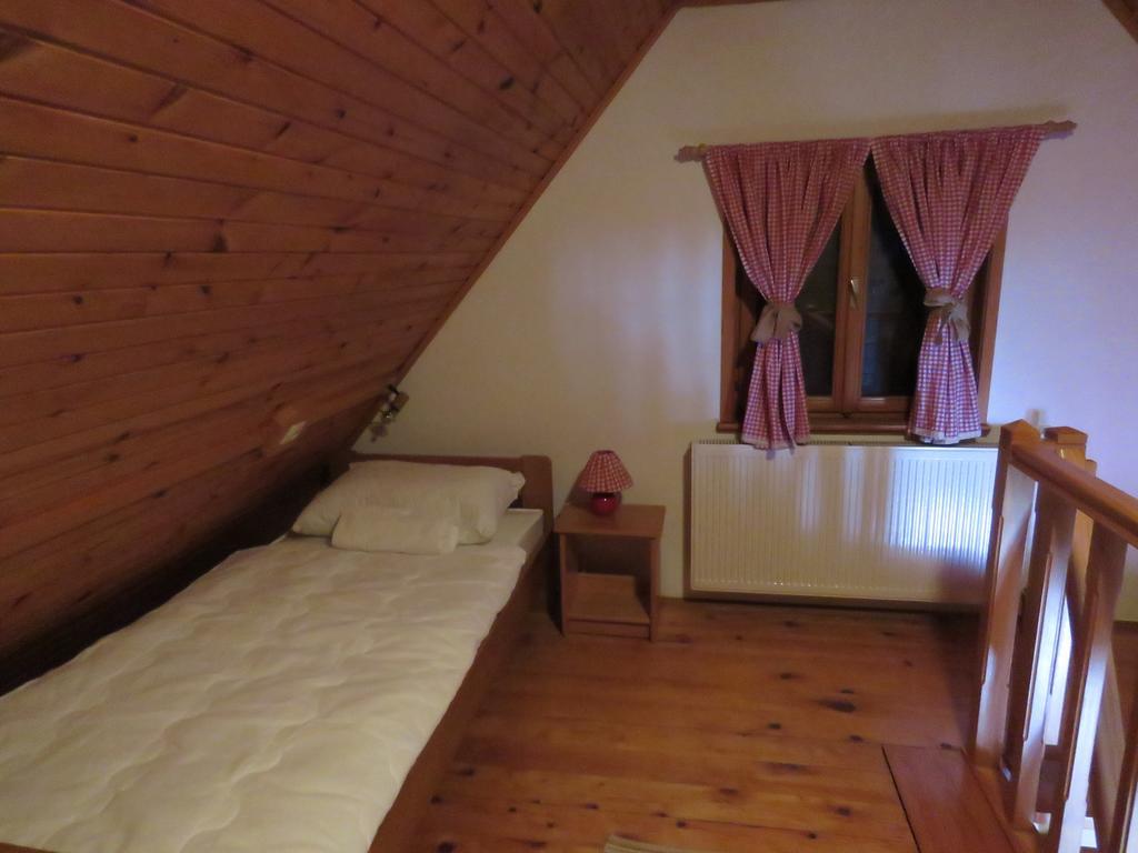 Guesthouse Stefanac Otočac Εξωτερικό φωτογραφία